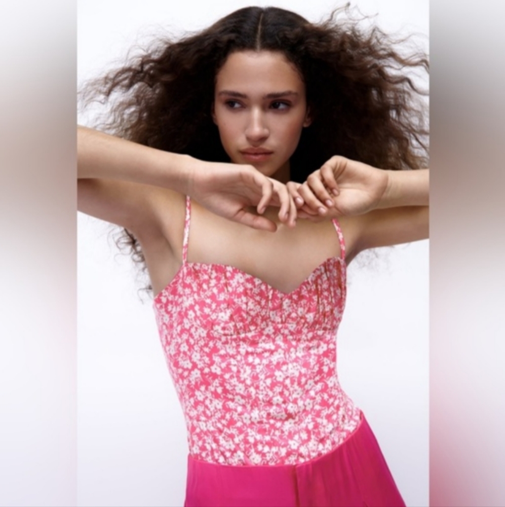 NWT ZARA Barbie Pink Tones Printed Corset Bodysuit Sweetheart Neck Size M